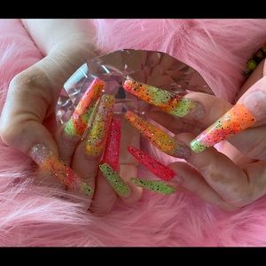 Customize nails available. I am available me 24/7